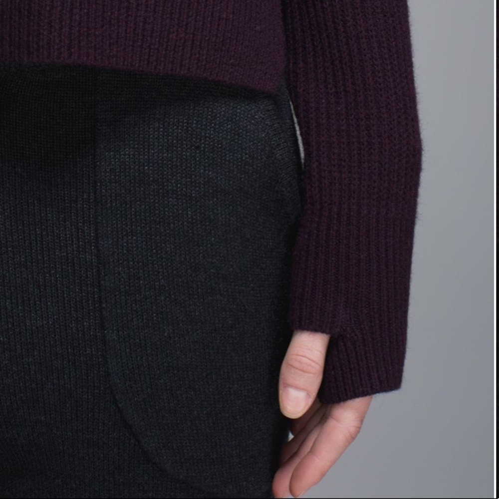 Lululemon athletica sweater - Picture 5 of 7